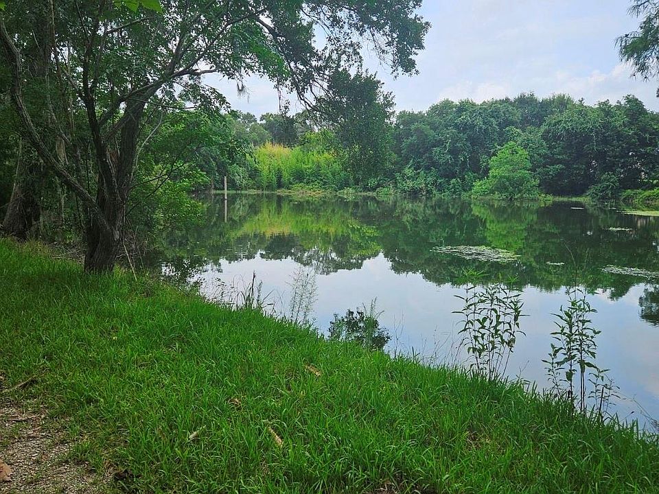 2nd image of 5136 County Road 718