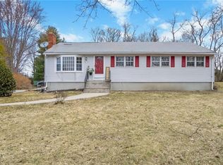 1157 Great Rd, Lincoln, RI 02865