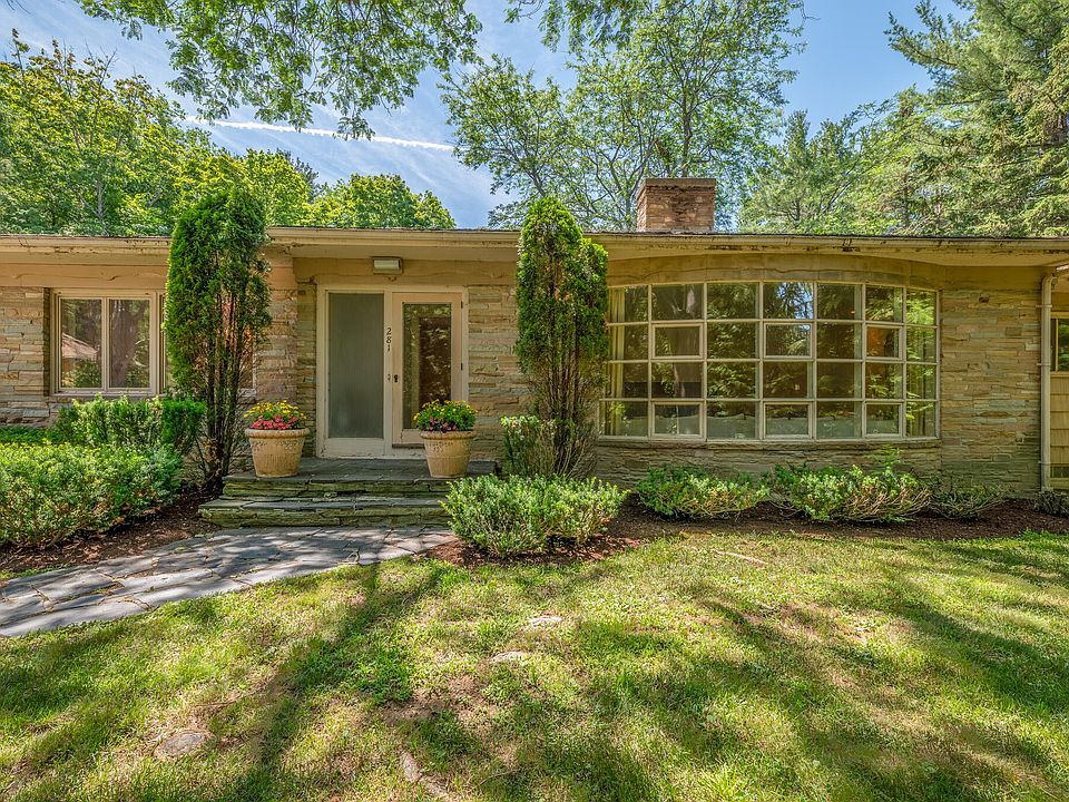 281 Clyde Road, Bangor, ME 04401 Zillow