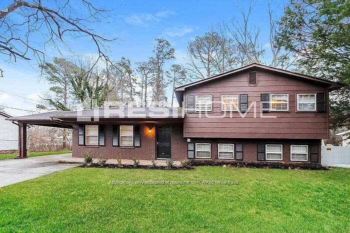 1st image of 1092 Brook Ave