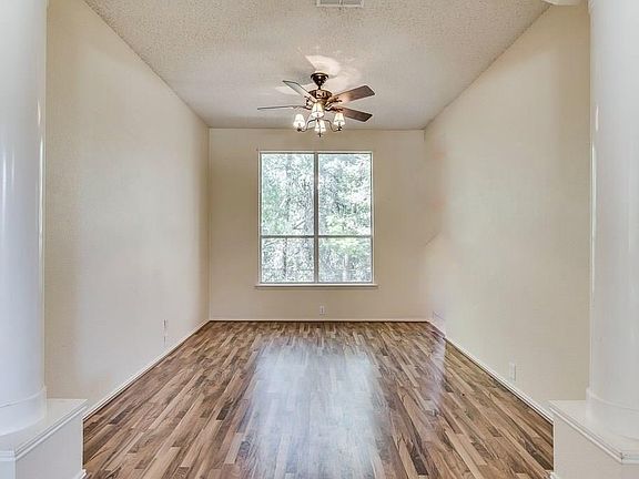 4th image of 1921 Torrey Pine Dr