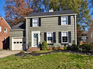 1379 Cranover Rd, Lyndhurst, OH 44124