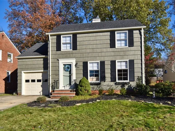 1379 Cranover Rd, Lyndhurst, OH 44124