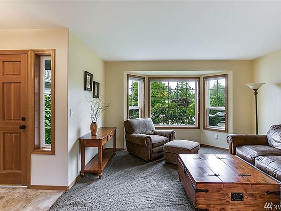 3rd image of 7420 59th St NE