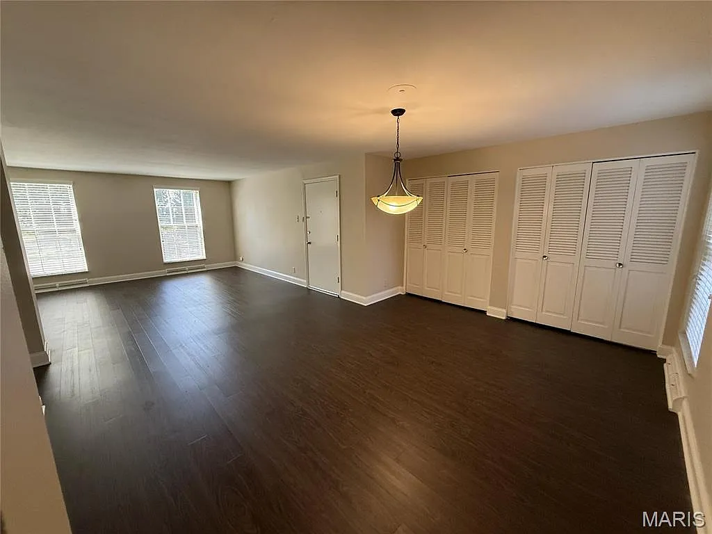 3 bed, 2.0 bath, 1318 sqft, $2,250 — Photo 1