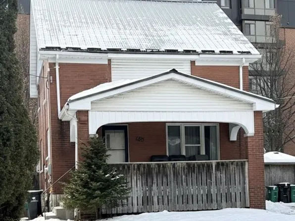 179 Regina St N, Waterloo, ON N2J 3B4