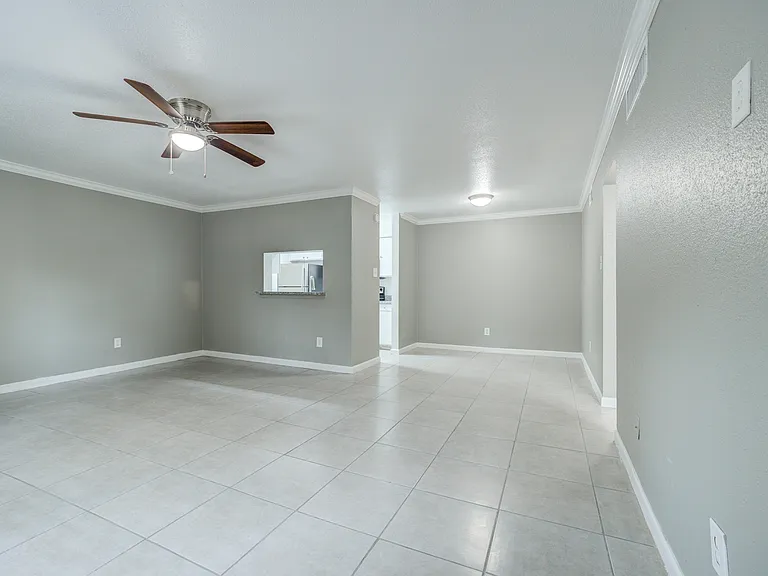 Ashford Santa Ana Interior15