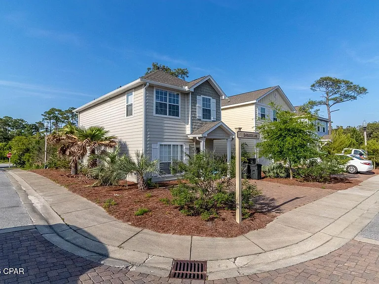 7 Barbados Ln — Photo 3