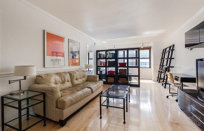 1st image of 305 E 40th St APT 11C