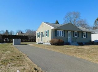 40 Randall St, Chicopee, MA 01013