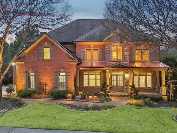 1609 Heathrow Dr, Cumming, GA 30041