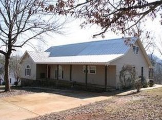 219 Parkwood Ln, Glencoe, AL 35905