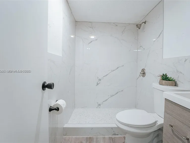 2041 NW 81st Ave #427 — Photo 12