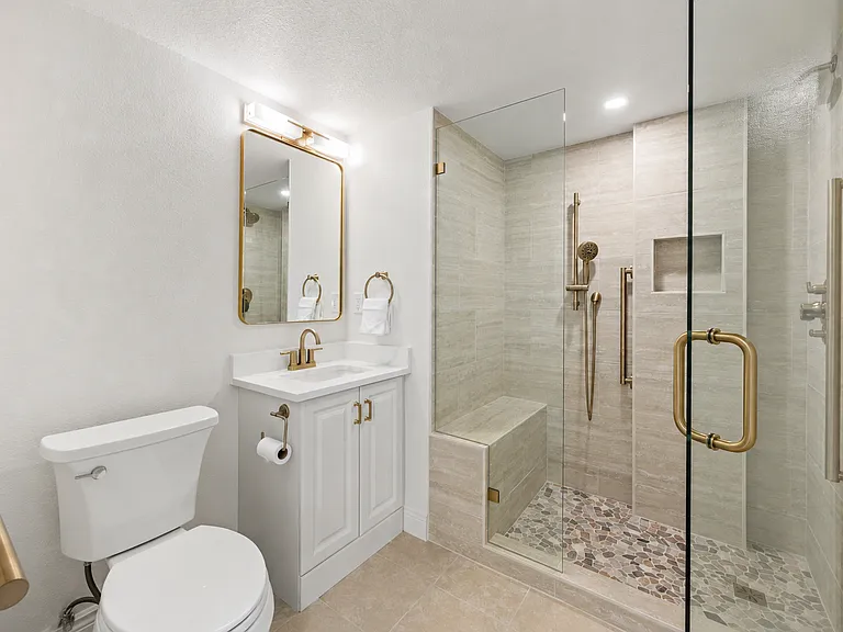 1020 Rolland Moore Dr #2D — Photo 15