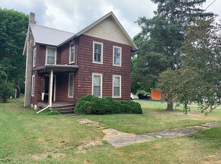 68 Charles St, Dresden, NY 14441