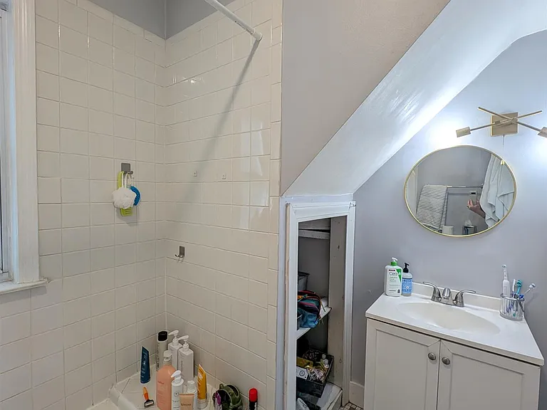 377 Highland Ave — Photo 11