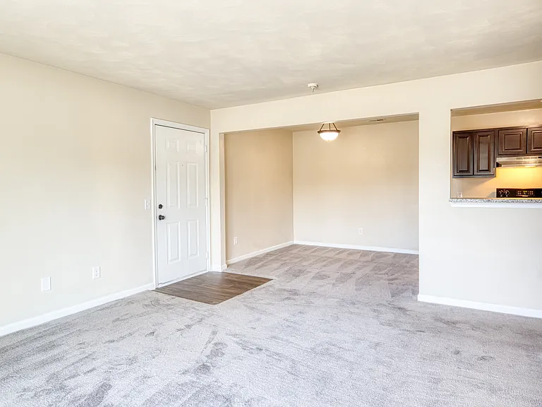 North Beach Apartments — Photo 58
