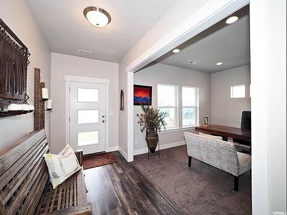 5th image of 3322 S Tytus Ln