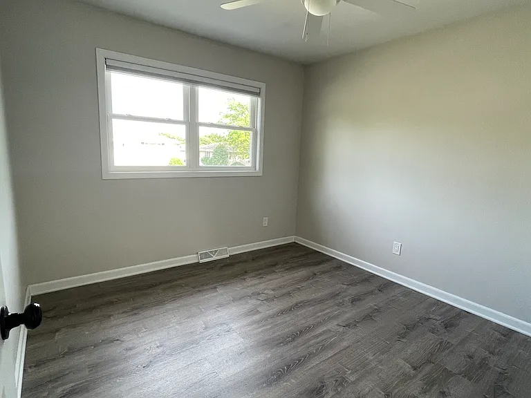 938 Jackson Pl — Photo 7