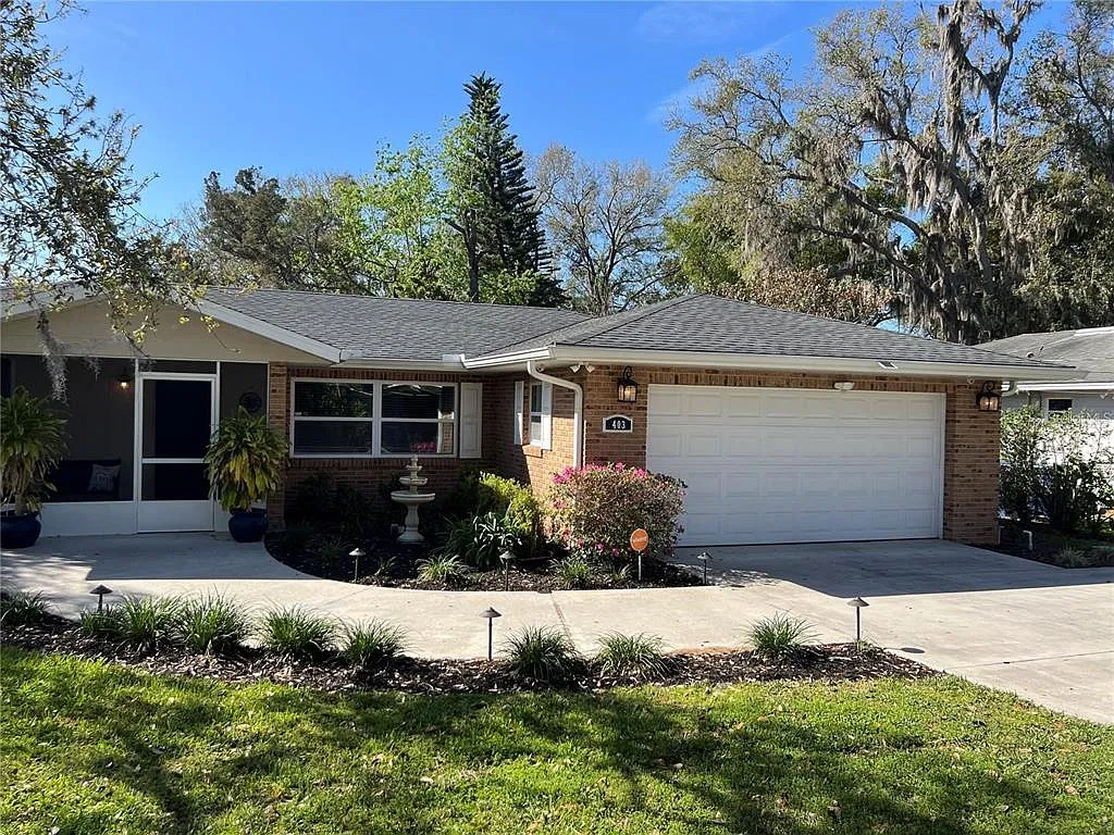 3 bed, 2.0 bath, 1246 sqft, $2,450 — Photo 3