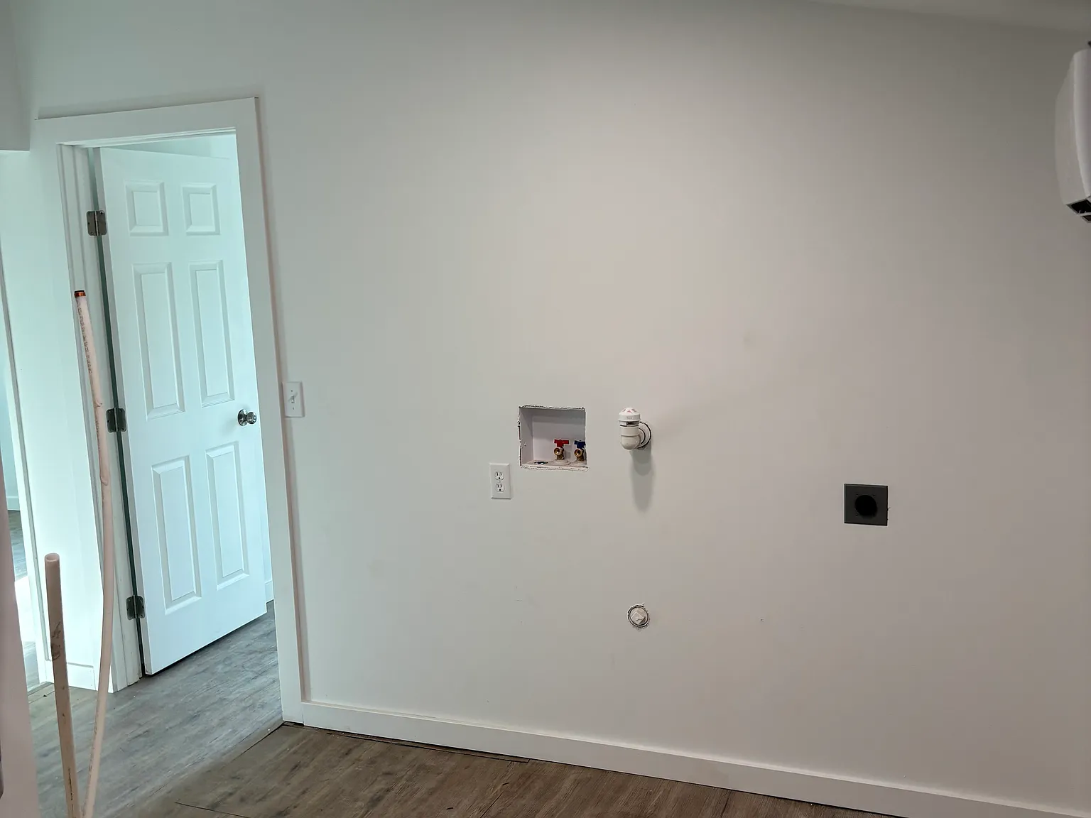 2 bed, $750 — Photo 3
