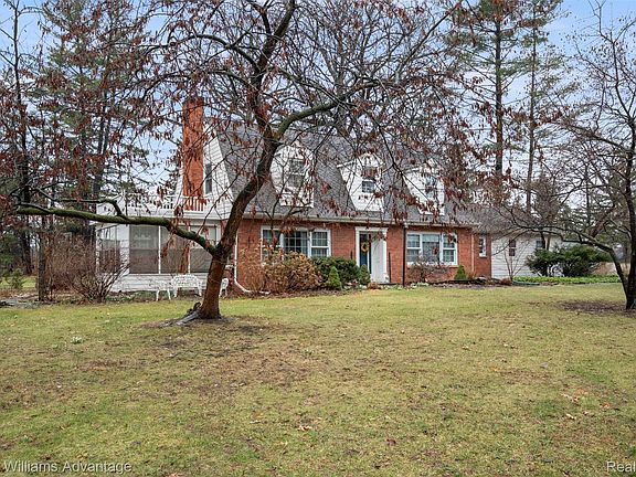 3rd image of 757 N Gulley Rd