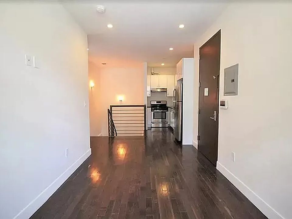 1st image of 60 Jefferson St APT 1A