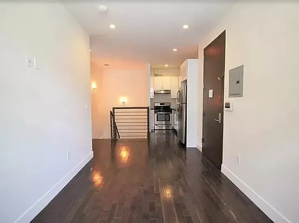 60 Jefferson Street image 1 of 6