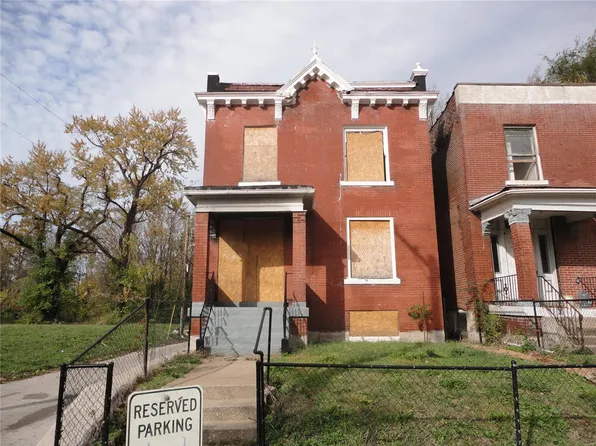 1723 Marcus Ave, Saint Louis, MO 63113
