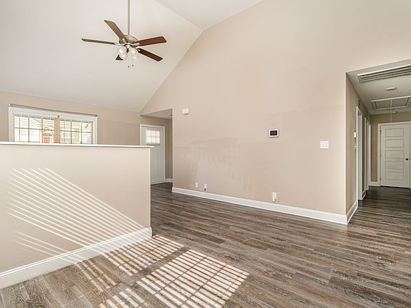 3rd image of 614 Battery Ct