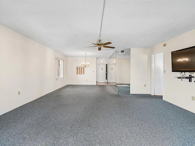 6960 20th Ave N #501 — Photo 16
