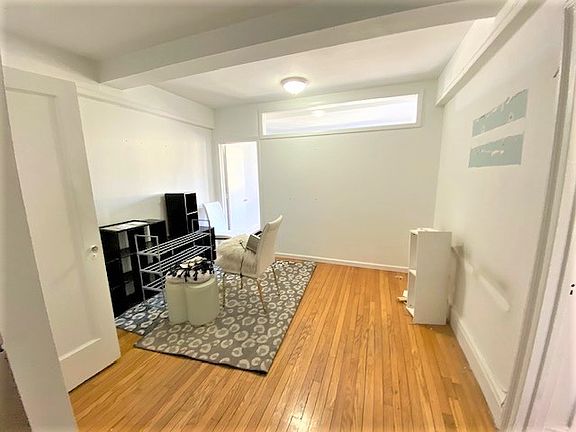 2nd image of 50 W 72nd St APT 1704
