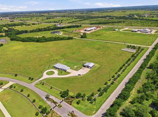 5330 Indian Trail Ln, Brenham, TX 77833