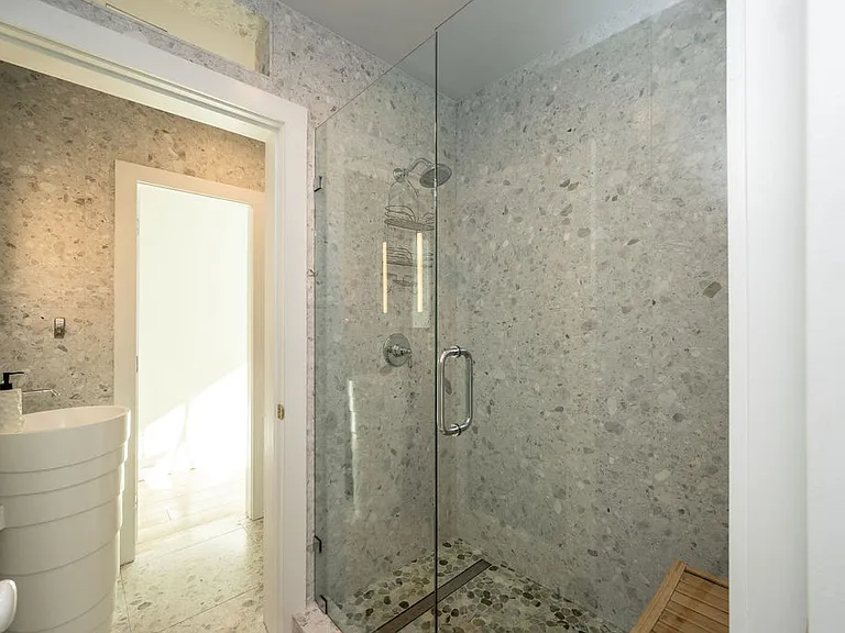 715 Chapman Ln — Photo 52