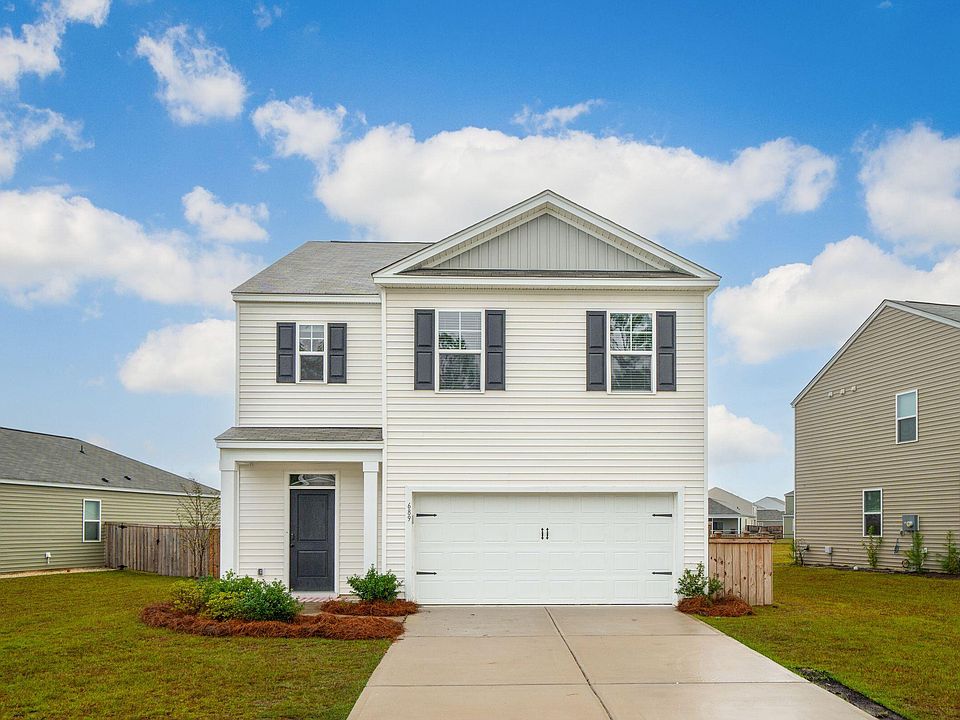 1st image of 689 Ladywood Dr