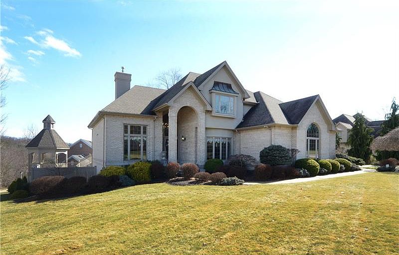 156 Radcliff Dr, Aliquippa, PA 15001 Zillow