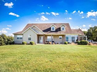 486 Labrador Ln, Western Grove, AR 72685