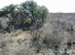 60 Friendship Hls, Uvalde, TX 78801