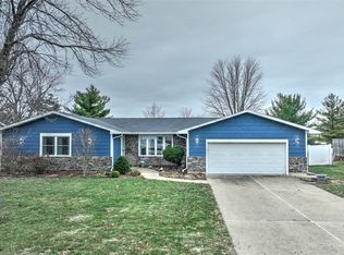 339 Ventura Dr, Forsyth, IL 62535