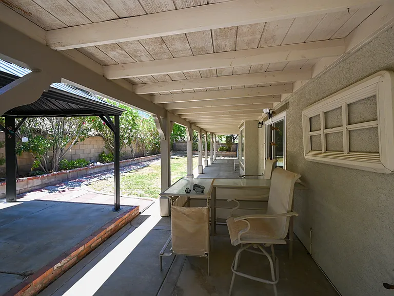 4208 Grandview Dr — Photo 35