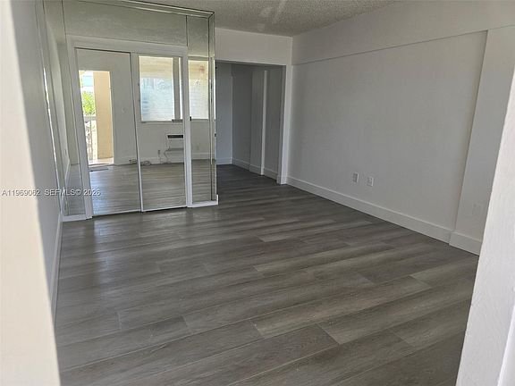 3rd image of 900 Euclid Ave APT 10