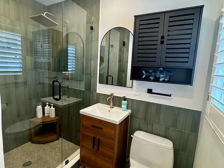 638 Geneva Pl — Photo 20
