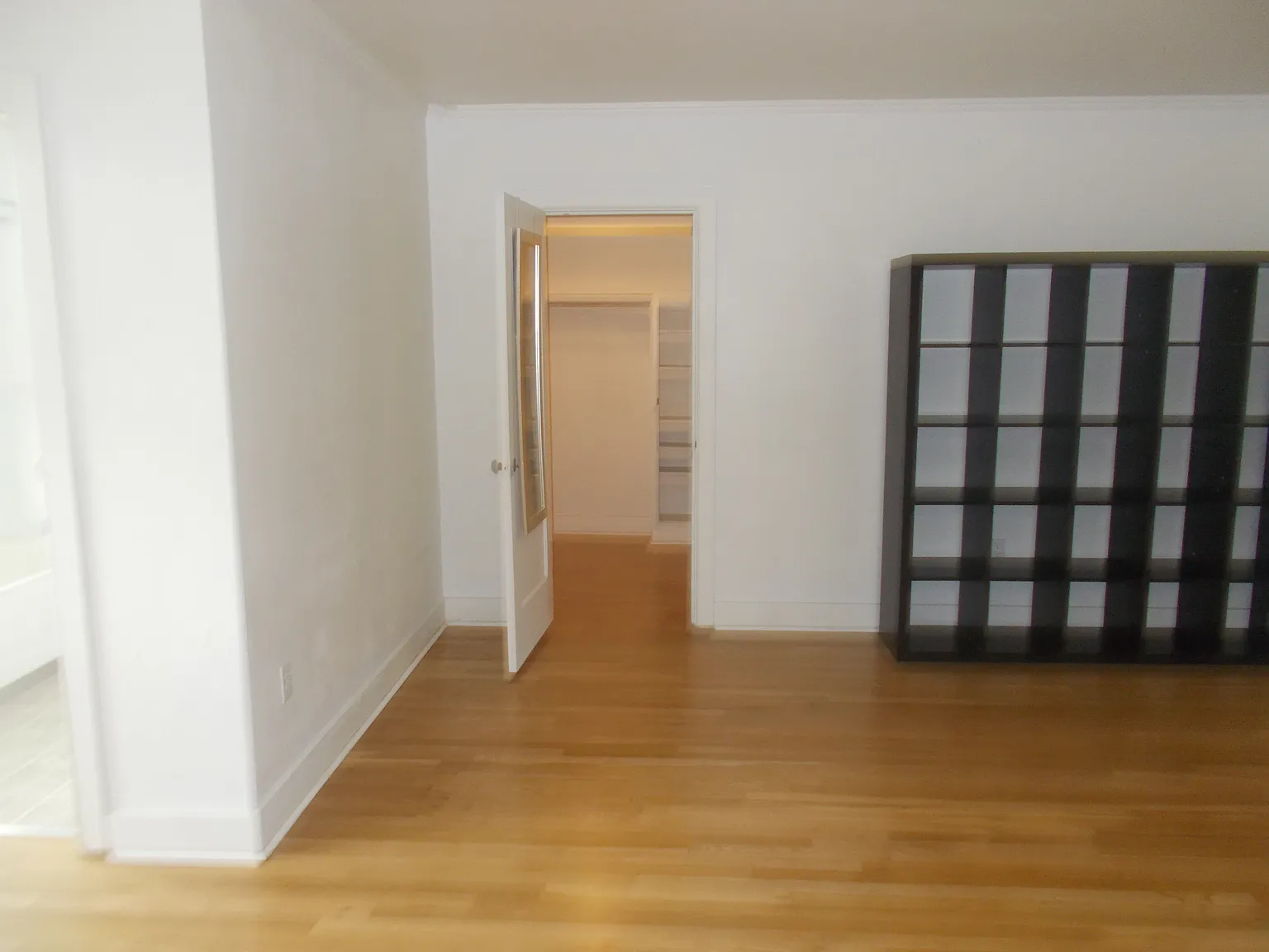 Studio, 476 sqft, $925 — Photo 2