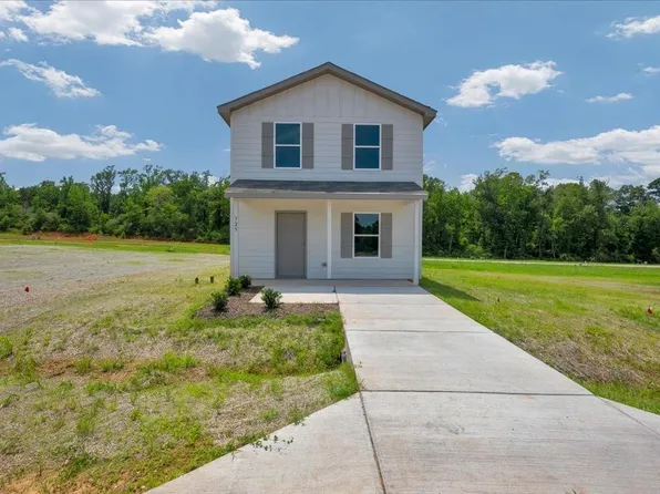 325 Dana Dr, Lufkin, TX 75901