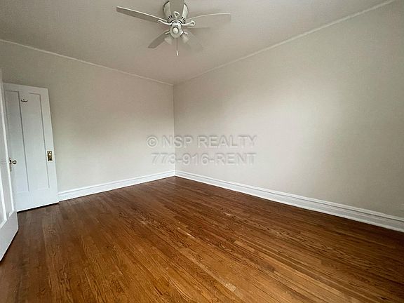 4th image of 6945 N Ashland Ave #D2