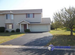 1994 Brittany Ct, Shakopee, MN 55379