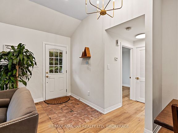 5th image of 3234 Riselay Ave