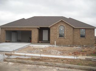 2440 E High Ridge Cir, Republic, MO 65738