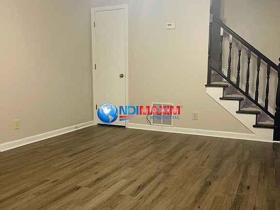 4th image of 2601 Parkside Way #0