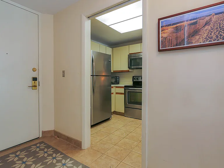 3101 Boardwalk #2502B — Photo 2